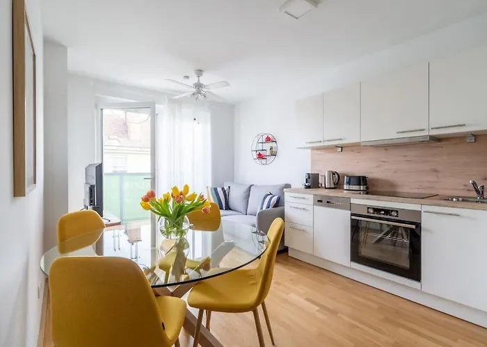 Quiet 1br Oasis, Fast Path By Hm *