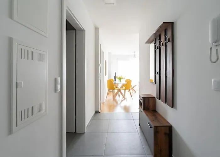 Quiet 1br Oasis, Fast Path By Hm Βιέννη