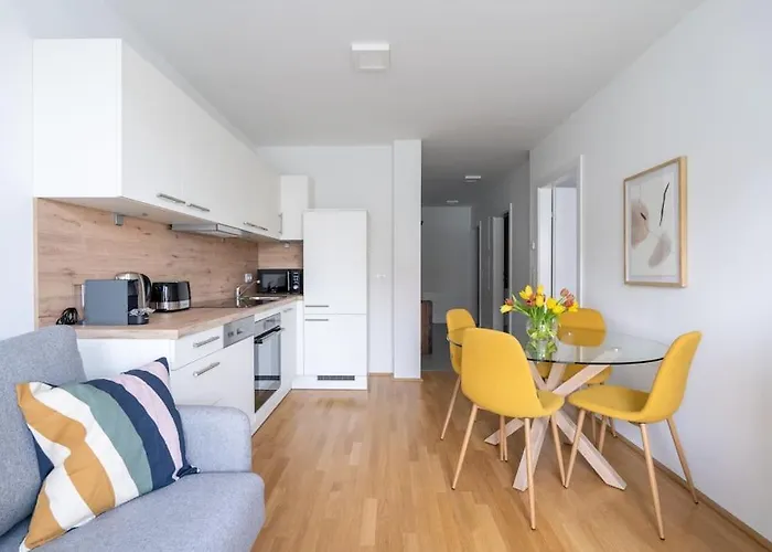 Quiet 1br Oasis, Fast Path By Hm Διαμέρισμα *